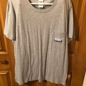 Nwt Large Campus tee